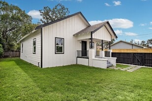 113 Delmar St in Houston, TX - Building Photo