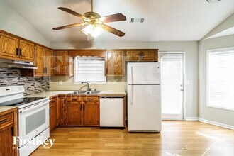 4131 Warren Rd in Flowery Branch, GA - Building Photo - Building Photo