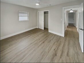 2642 49th Street N in St. Petersburg, FL - Building Photo - Building Photo