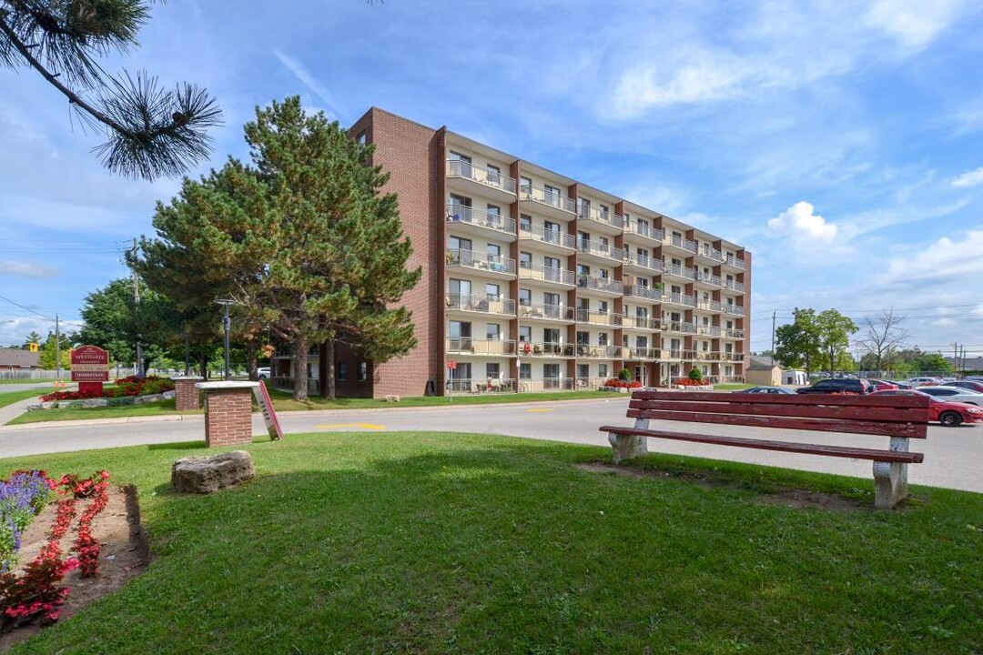 The Westgate in Brantford, ON - Building Photo