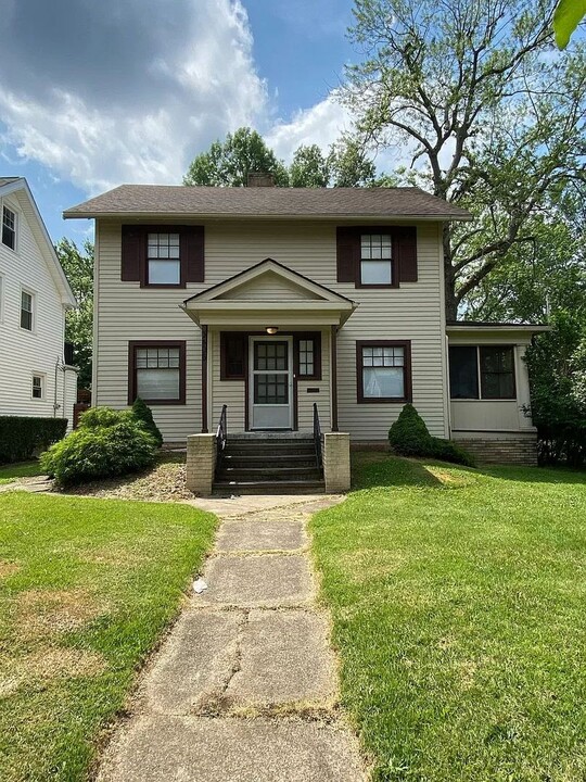 3406 Berkeley Rd in Cleveland Heights, OH - Building Photo