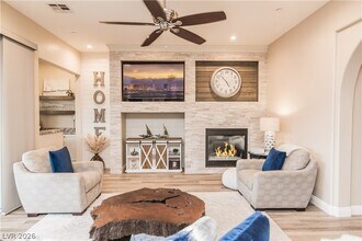 5 Villa Ferrari Ct in Henderson, NV - Building Photo - Building Photo
