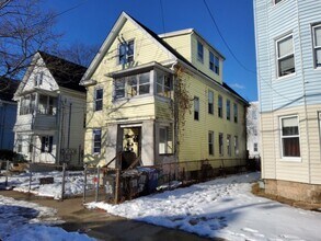 718 Winchester Ave in New Haven, CT - Building Photo - Building Photo