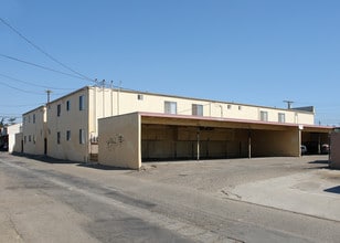 1315 Althea Ct in Oxnard, CA - Foto de edificio - Building Photo