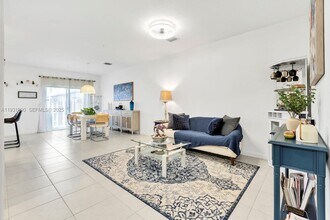 15953 SW 2nd Pl in Pembroke Pines, FL - Building Photo - Building Photo