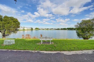 3453 NW 44th St, Unit 107 in Lauderdale Lakes, FL - Foto de edificio - Building Photo
