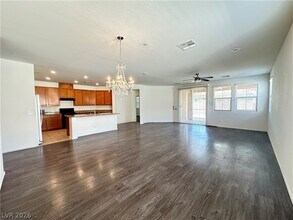 2503 Venarotta St in Henderson, NV - Building Photo - Building Photo