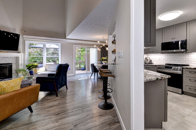 property at 5104 Salisbury Mews