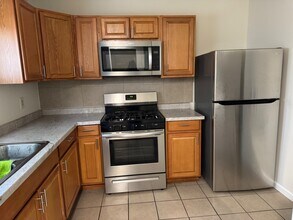 560 E 47th Pl in Gary, IN - Building Photo - Building Photo