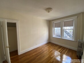 122 Washington St, Unit 44 in Boston, MA - Building Photo - Building Photo