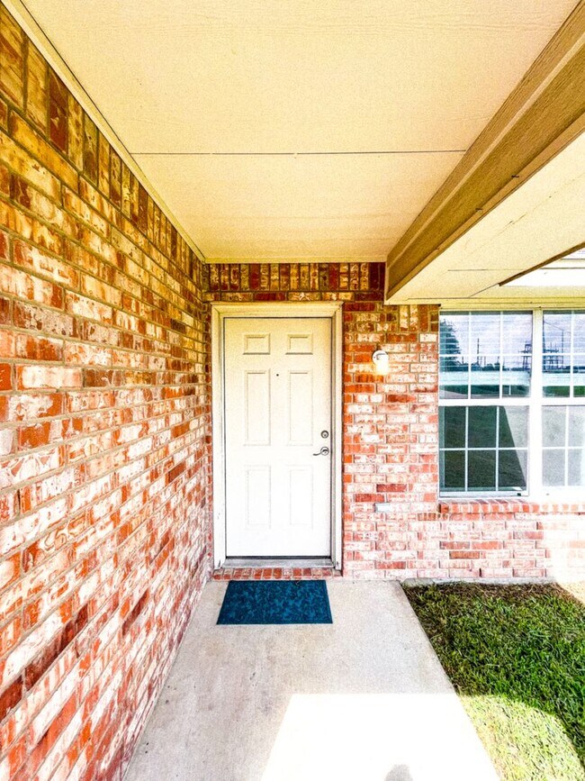 2203 Indian Trail in Harker Heights, TX - Building Photo - Building Photo