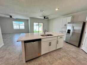 9635 Seaspray Dr in Fort Pierce, FL - Building Photo - Building Photo