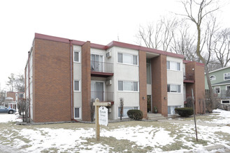 Wayzata Terrace Apartments in Wayzata, MN - Foto de edificio - Building Photo