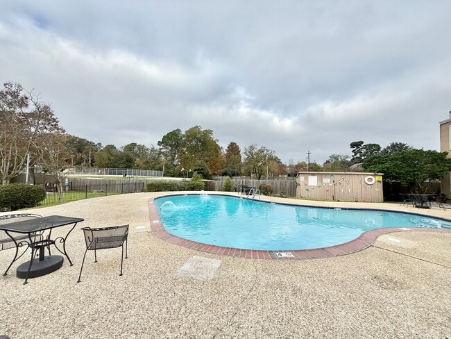 property at 8155 Jefferson Hwy