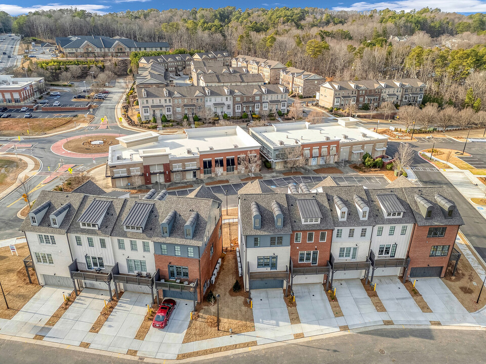 Cardinal East Village in Alpharetta, GA - Building Photo