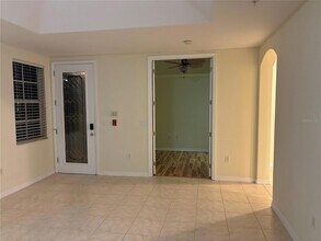 3971 Square E Ln, Unit 8 in Sarasota, FL - Building Photo - Building Photo