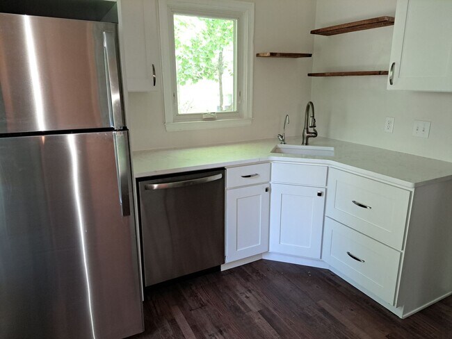 2416 Pine St in Billings, MT - Building Photo - Building Photo