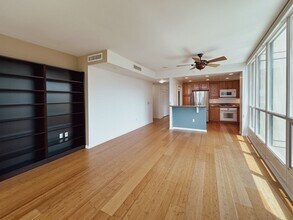 555 Front St in San Diego, CA - Building Photo - Building Photo