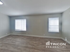 1244 S Portland Ave in Gilbert, AZ - Building Photo - Building Photo