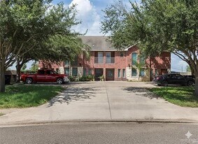 103 S 48th Ln, Unit Number 3 in McAllen, TX - Building Photo