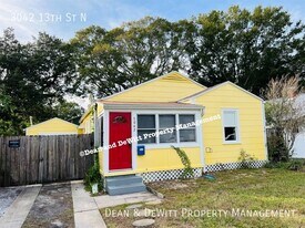 3042 13th St N in St. Petersburg, FL - Building Photo