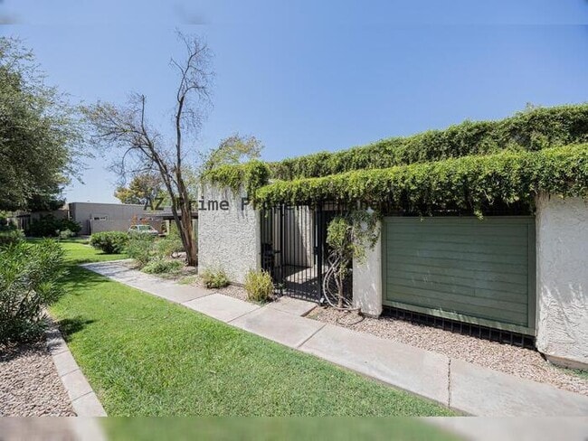 property at 625 S Allred Dr
