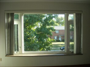 2010 Harwitch Rd-Unit -B in Columbus, OH - Building Photo - Building Photo