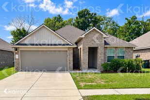 122 Yardley Ct in Lafayette, LA - Building Photo