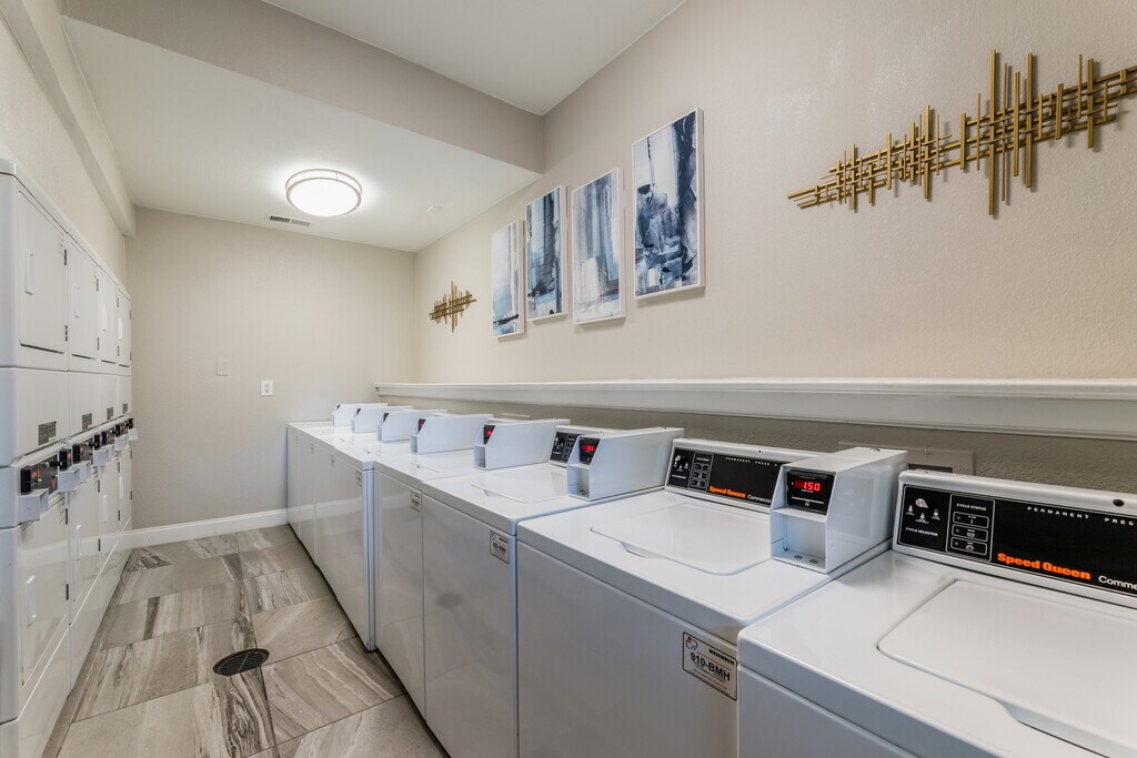 Flintridge Apartment Homes Arlington, TX Apartments