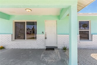 12139 Matlacha Blvd in Cape Coral, FL - Building Photo - Building Photo