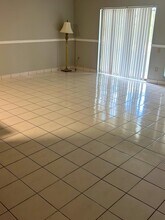 900 Crystal Lake Dr in Pompano Beach, FL - Building Photo - Building Photo
