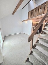 9110 N Lima Rd in Poland, OH - Foto de edificio - Building Photo