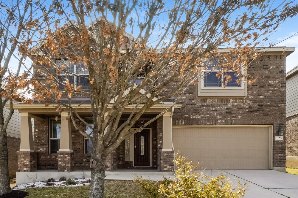 325 Buckboard Ln in Cibolo, TX - Foto de edificio