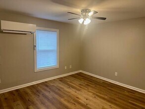 257 SE Bell St in Cleveland, TN - Building Photo - Building Photo