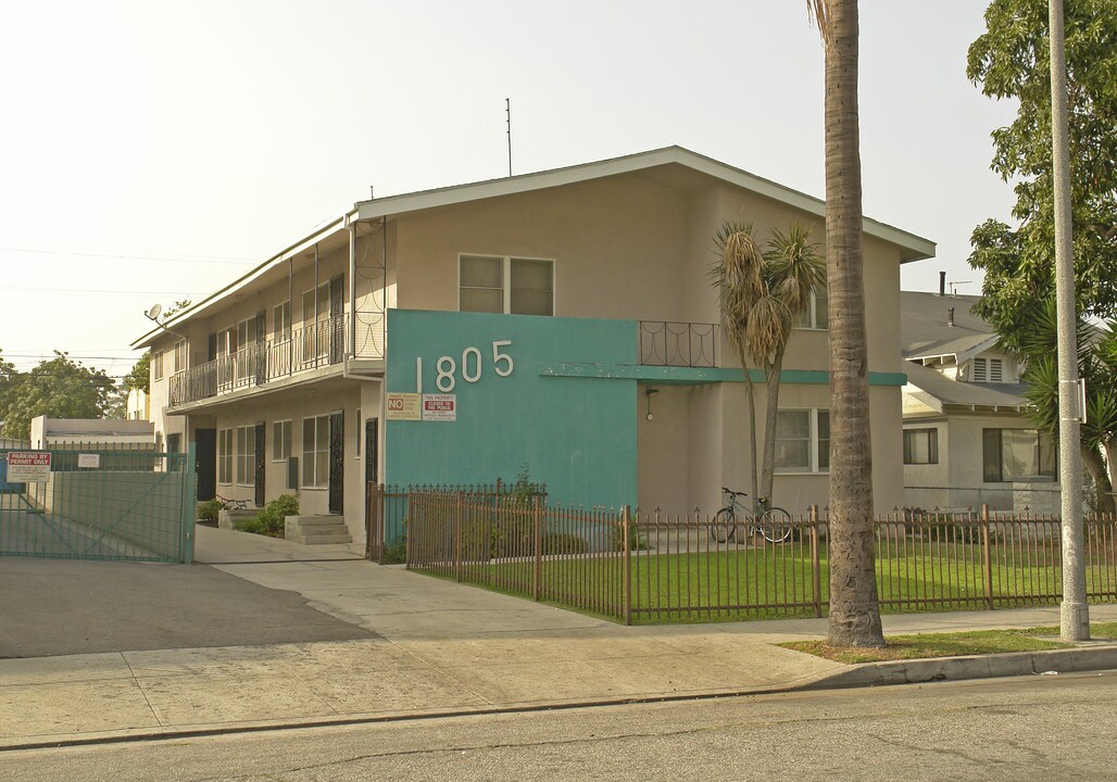 1805 S Van Ness Ave in Los Angeles, CA - Foto de edificio