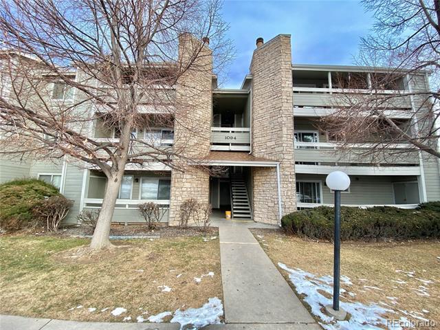 1094 S Dearborn St-Unit -206 in Aurora, CO - Building Photo