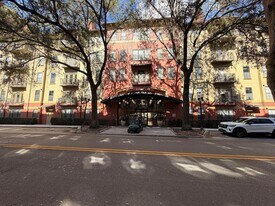 911 N Orange Ave, Unit 125 in Orlando, FL - Building Photo