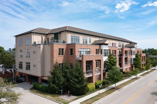 Towne Square Lofts in Blue Ash, OH - Building Photo - Building Photo