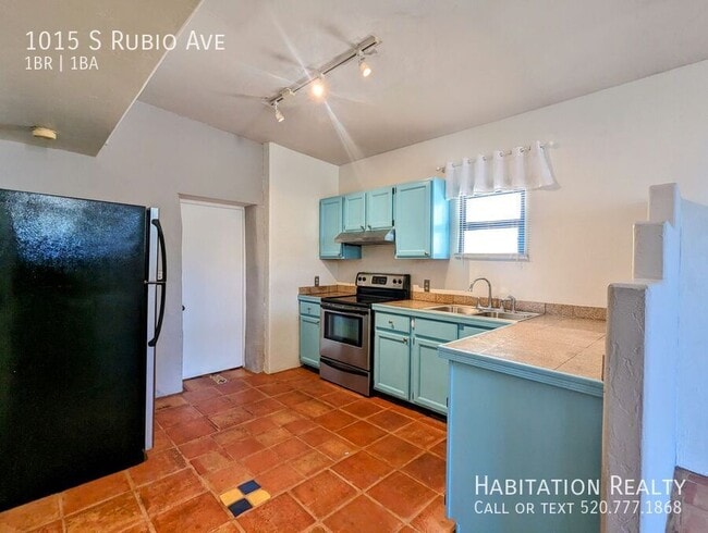 property at 1015 S Rubio Ave