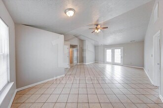 11325 Cherry Tree Way in Indianapolis, IN - Building Photo - Building Photo
