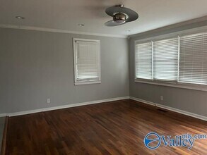 805 W Arbor Dr NW in Huntsville, AL - Building Photo - Building Photo