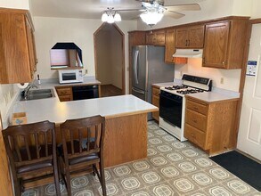 13184 Isanti St NE in Blaine, MN - Building Photo - Building Photo