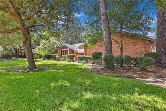 7703 Pine Cup Dr in Humble, TX - Building Photo - Building Photo