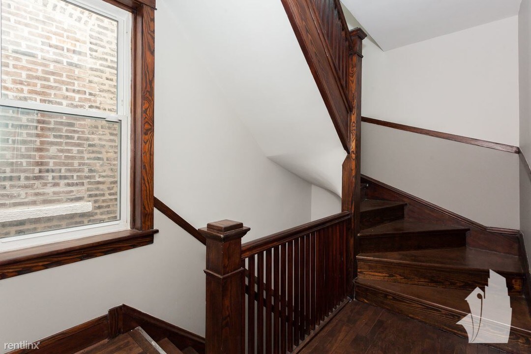 1429 W Superior St in Chicago, IL - Building Photo