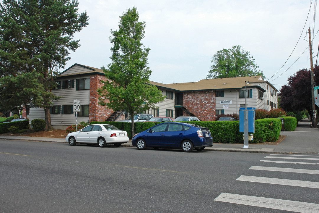 Brighton in Portland, OR - Foto de edificio