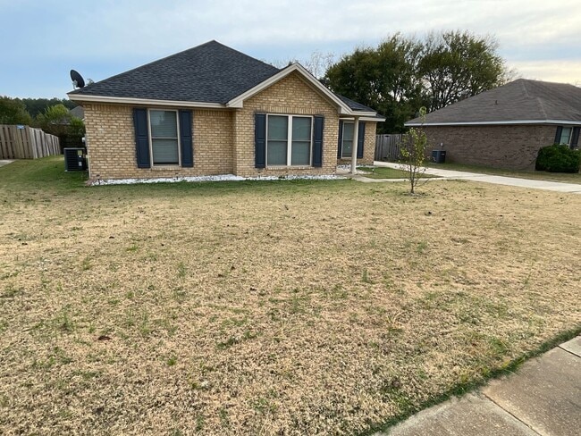 506 Old Mill Way in Prattville, AL - Building Photo - Building Photo