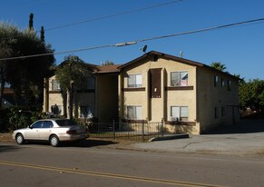 3530 Helix St in Spring Valley, CA - Building Photo