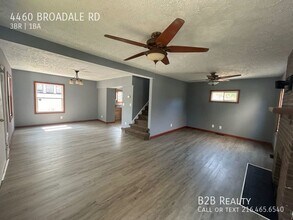 4460 Broadale Rd in Cleveland, OH - Building Photo - Building Photo