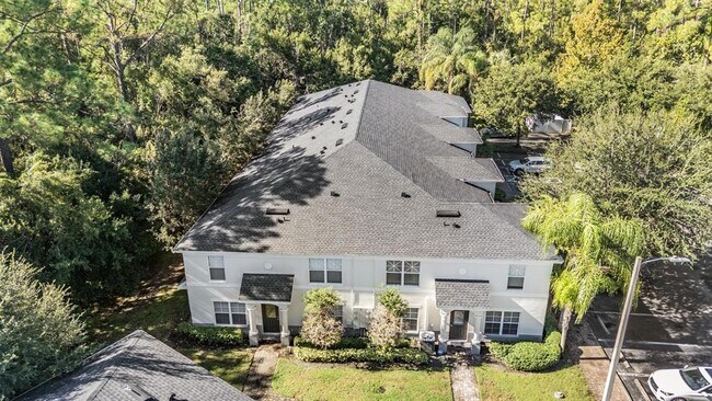 9624 Charlesberg Dr in Tampa, FL - Building Photo - Building Photo