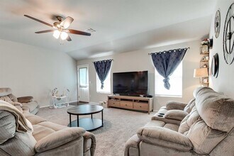 2217 Stella Rd in Yukon, OK - Building Photo - Building Photo